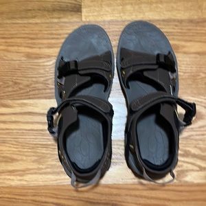 Sandals US size 11
